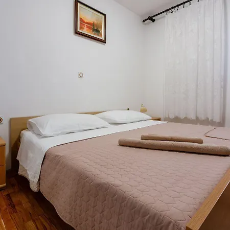 Appartamento Charmantes Mit Meerblick, Privatparkplatz, Garten Und Grill Crikvenica