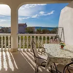 Apartment Charmantes Mit Meerblick, Privatparkplatz, Garten Und Grill *