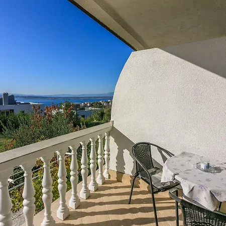 Apartment Charmantes Mit Meerblick, Privatparkplatz, Garten Und Grill