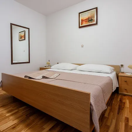 Charmantes Mit Meerblick, Privatparkplatz, Garten Und Grill Apartment