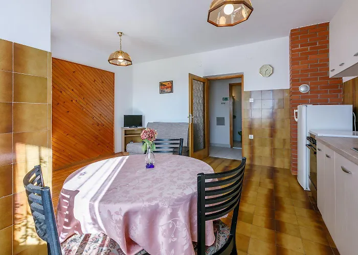 Charmantes Mit Meerblick, Privatparkplatz, Garten Und Grill Apartment *